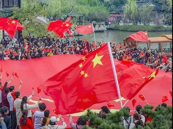 七部门规定明星不得为药品、保健品等广告代言，但为何屡禁不止呢？游戏画面